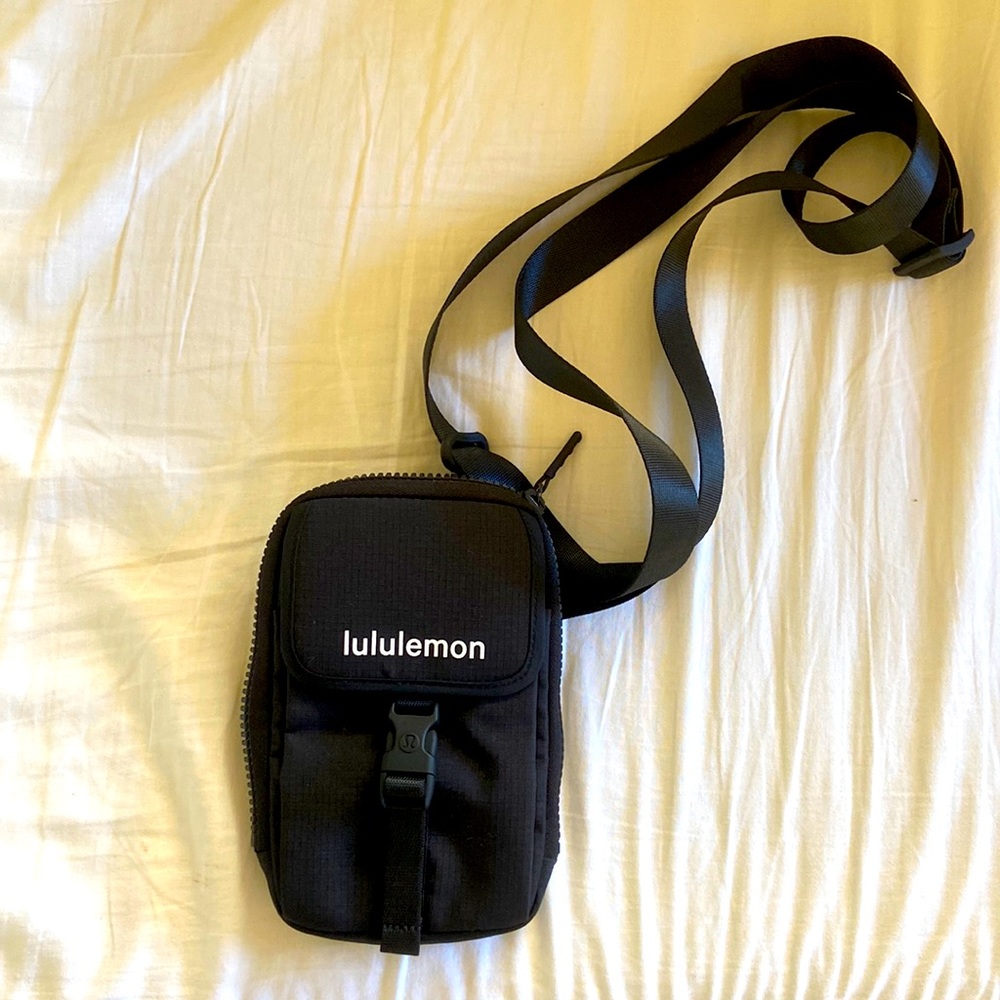 Lululemon crossbody bag